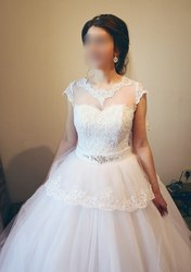 Белое пышное свадебное платье